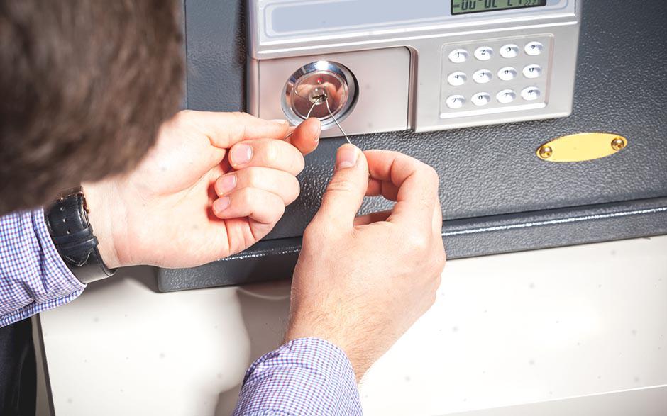  serrure remplacement Paris 12